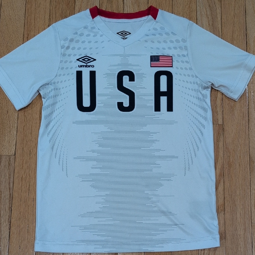 Umbro Youth Medium USA Soccer Jersey